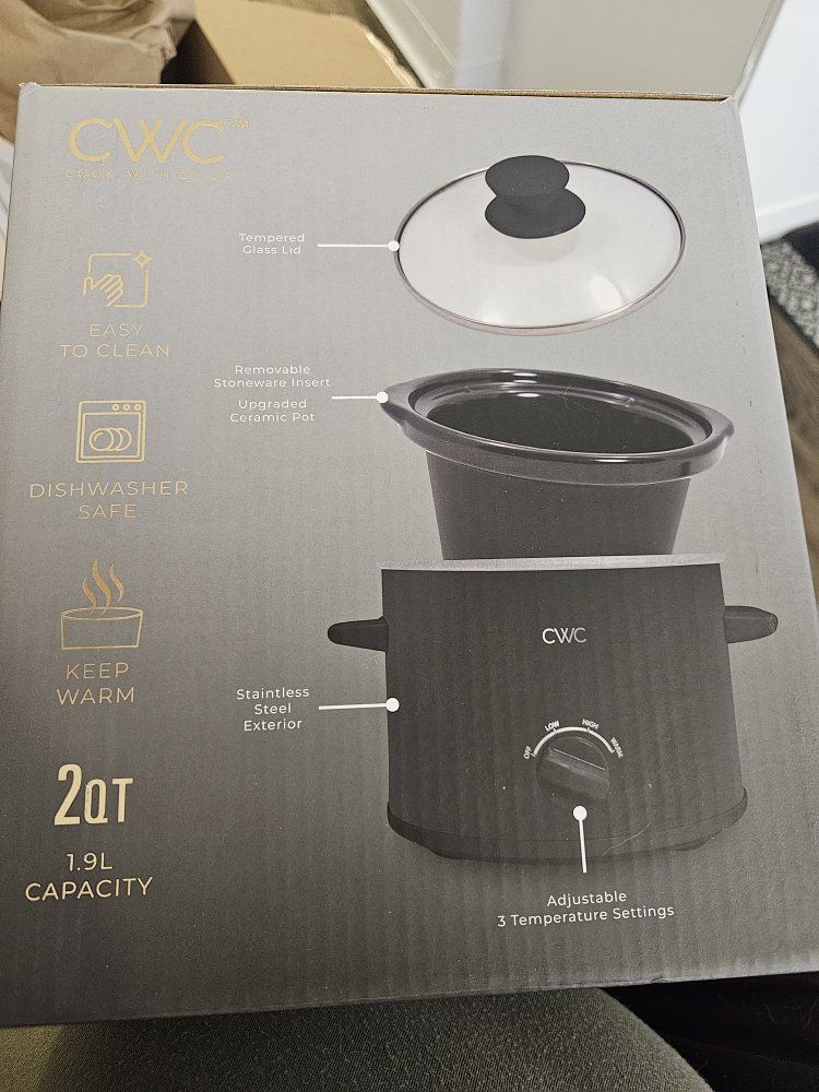 Cook With Color Black Crockpot 2 quarts