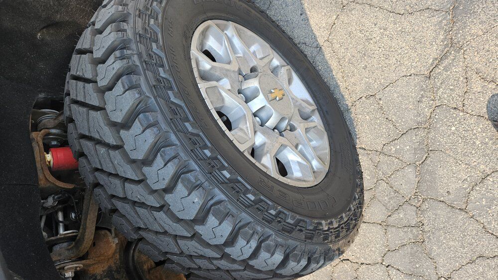 2022 Duramax wheels and tires