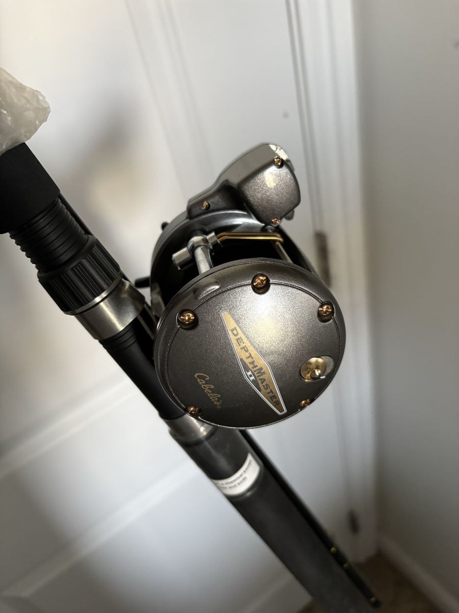 Cabela's DepthMaster II Trolling Rod and Reel Combo 8'6" DMDR-86M 10-25 lb