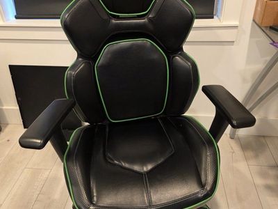 Black and Green Gaming Chair - Ergonomic Swivel Office Chair