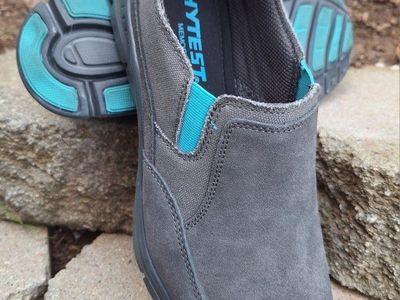 Womens HYTEST Blake Steel Toe Slip-On Shoes Sz-8