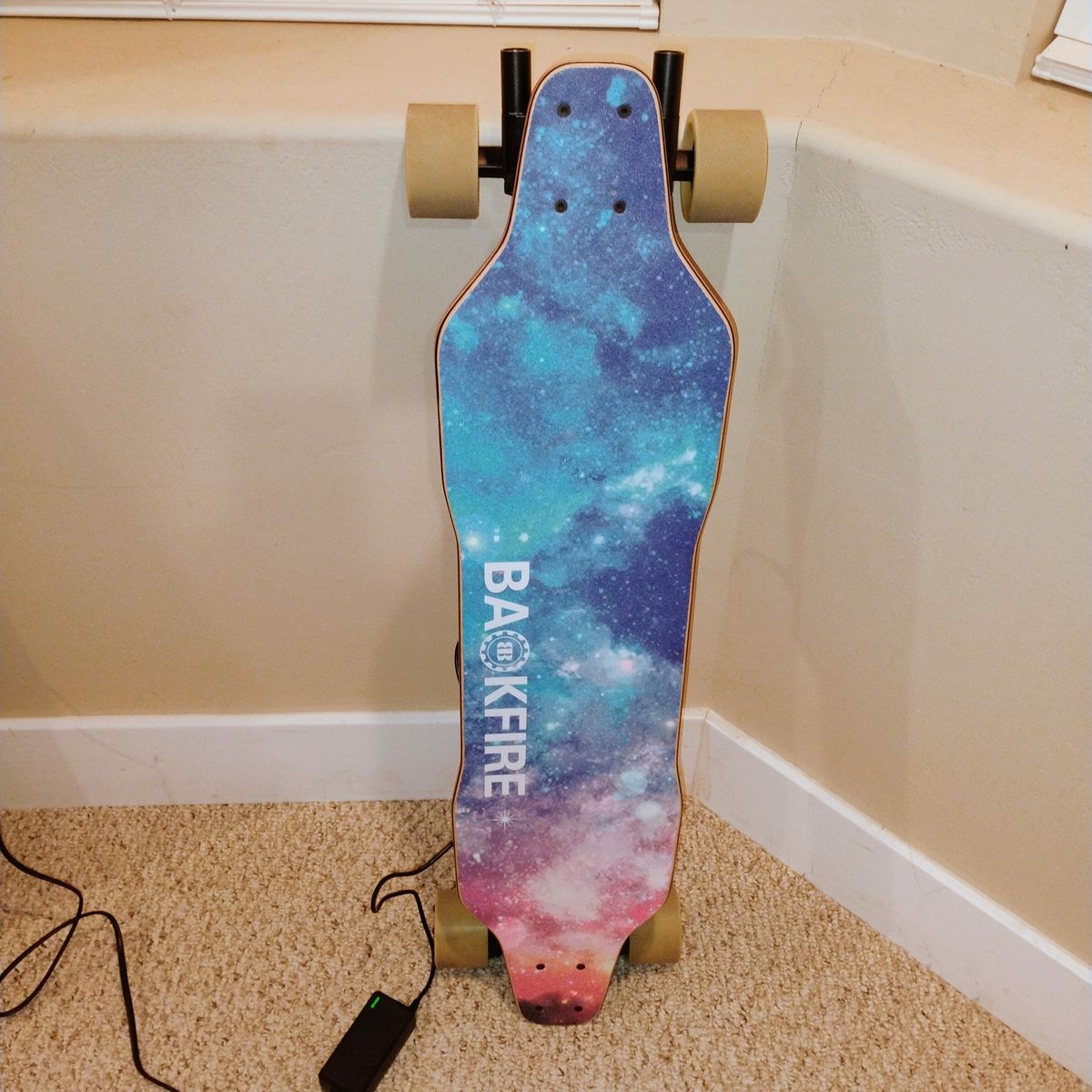 Skate board up 24mph new never used street just hardwood try out.