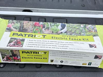 Patriot Pet & Garden Electric Fence Kit Partial
