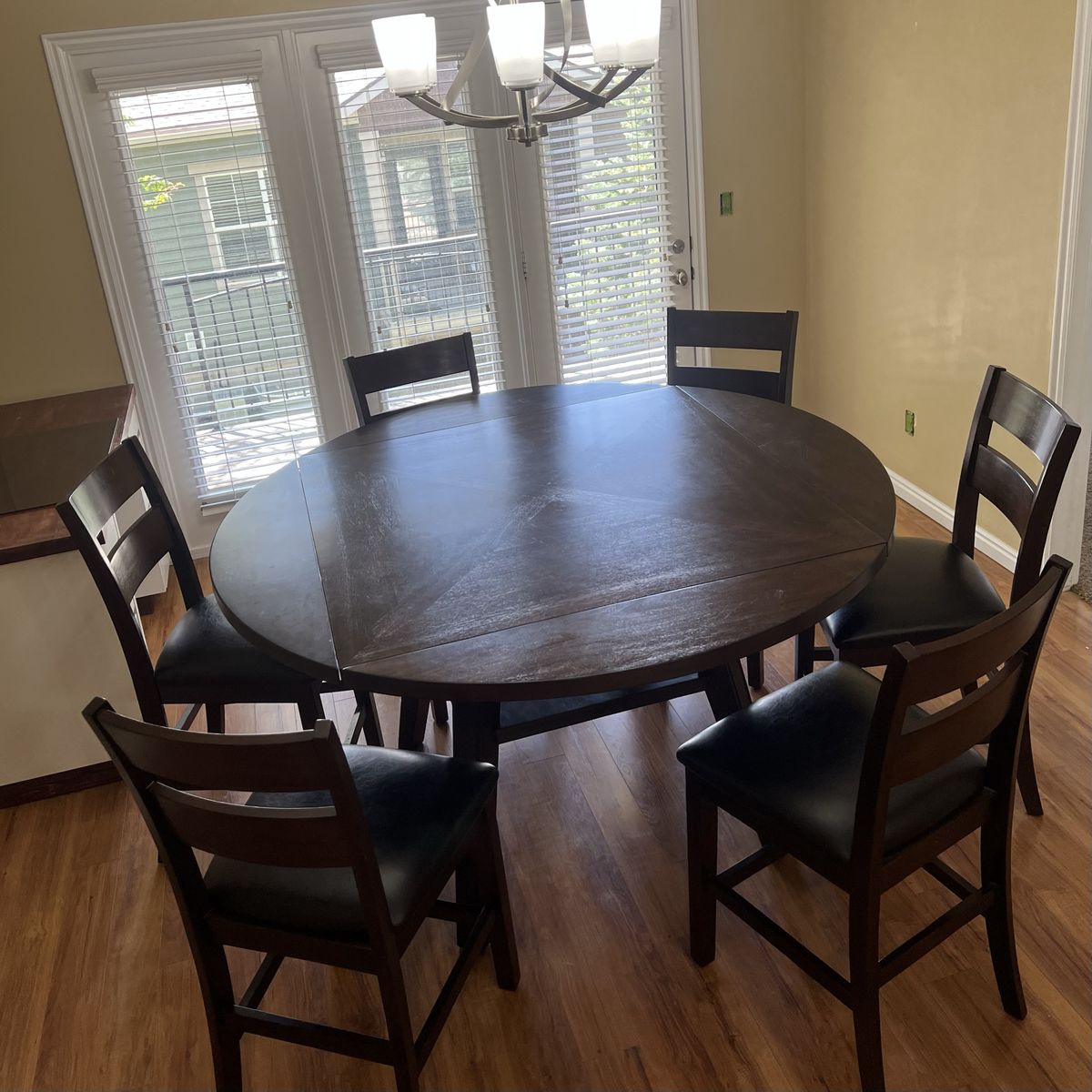 Wood Adjustable Table