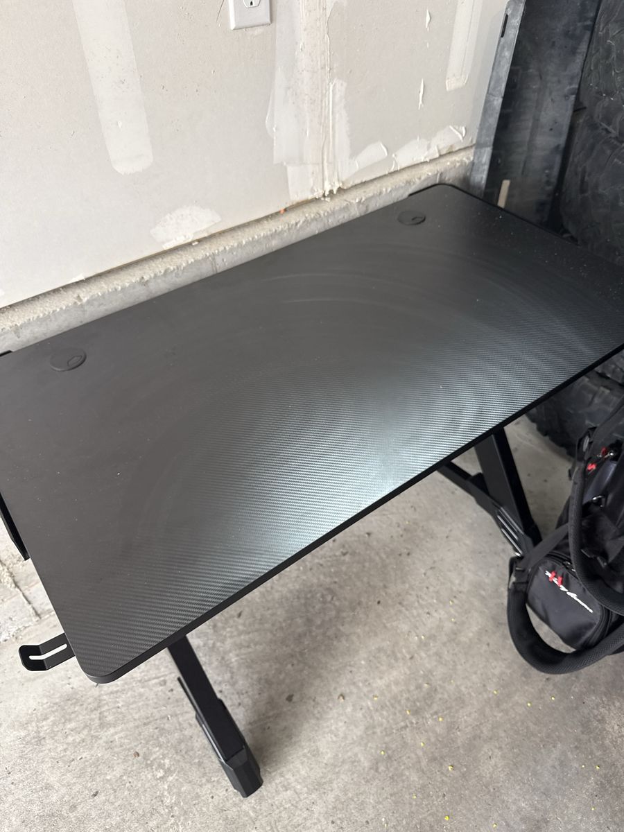 Black gaming desk