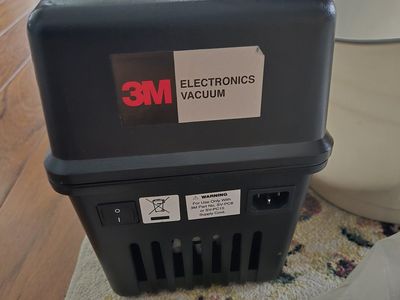 3M electronics vacuum