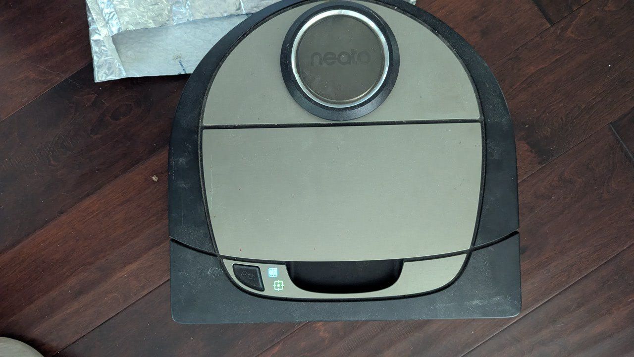 Used Neato D7 vacuum