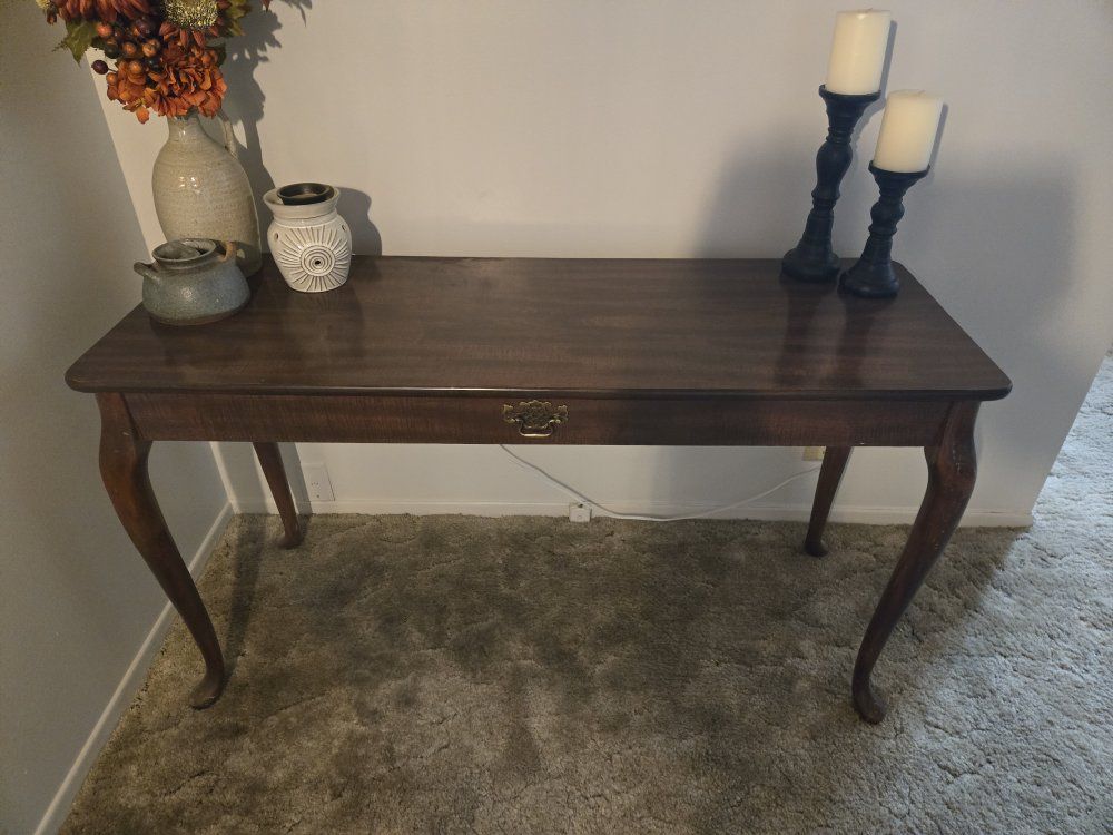 Vintage Dark Wood Console Table with Cabriole Legs & Faux Single Drawer - Entryway/Hall Table