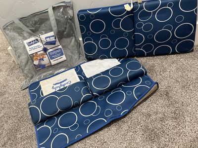 Cushybaby Bath Kneeler and Elbow Rest Set - Blue Bubble Pattern