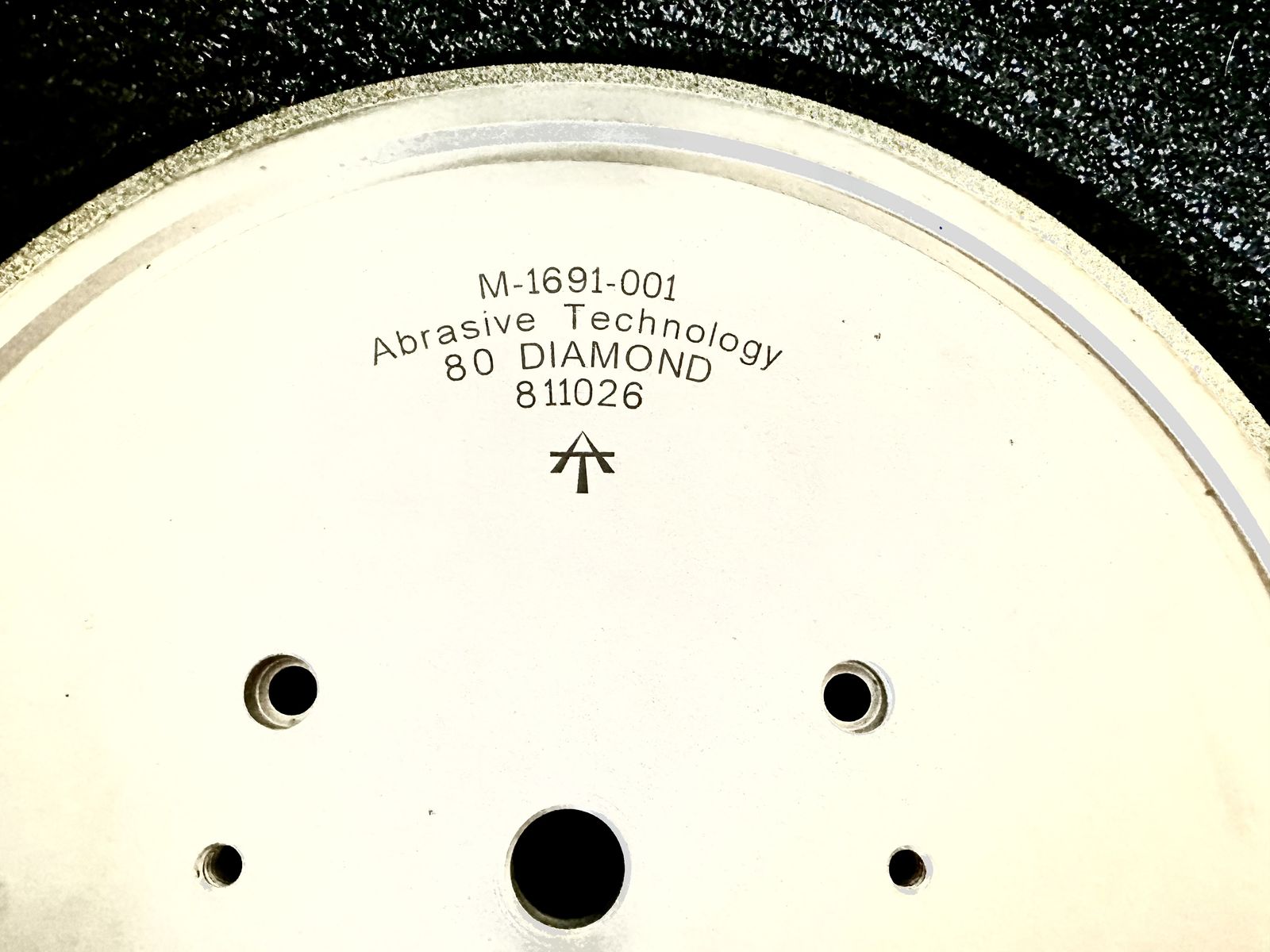 Main image 3