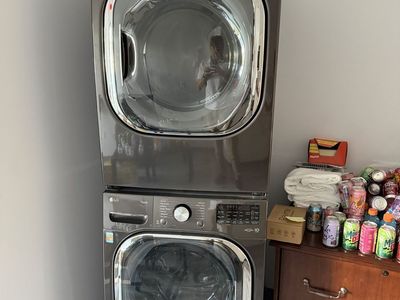 LG Front Load Washer & Electric Dryer