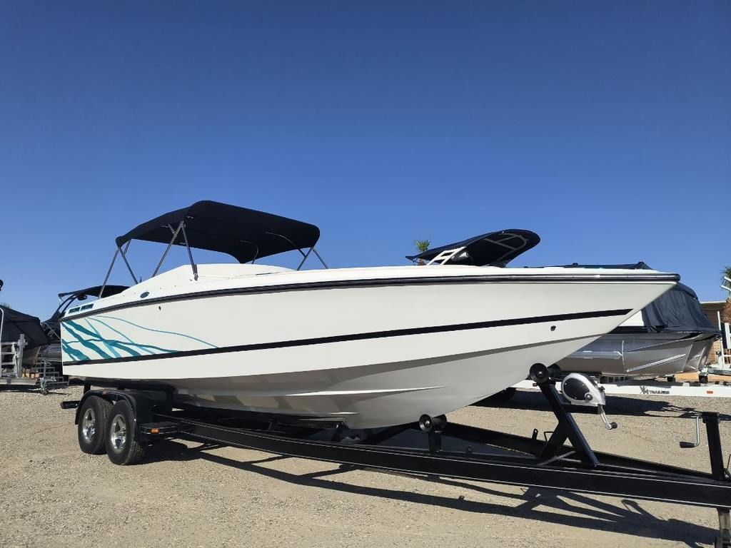 1997 Baja 24 Outlaw Open Bow