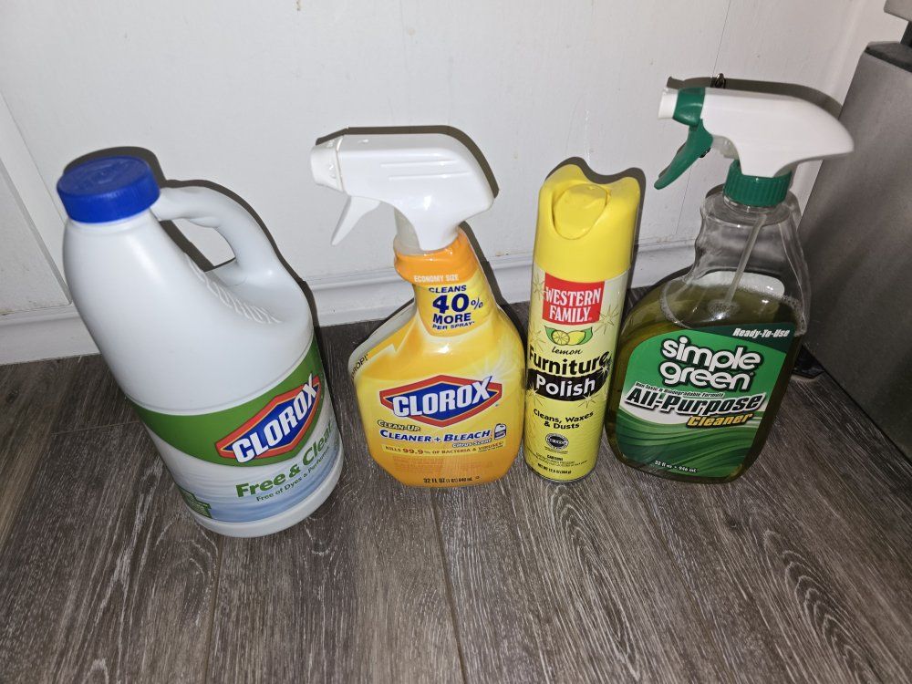 Assorted Household Cleaning Supplies Lot - Clorox, Simple Green, Western Family
