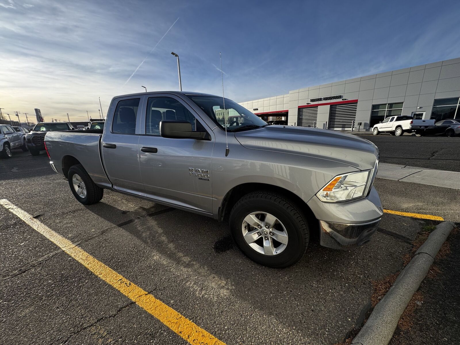 2024 RAM 1500 SLT