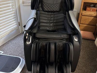 Relaxe Massage Chair