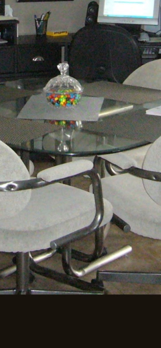 Main image 3