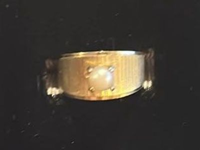 Vintage/ Antique 10K Gold & Perl Ring Sz 6