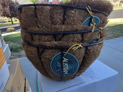 NEW Austram Pro Gro Flower Baskets with Coco Liner