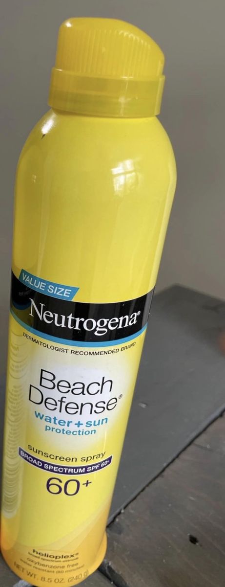 New Sunscreen spray 60+ exp 02/2027