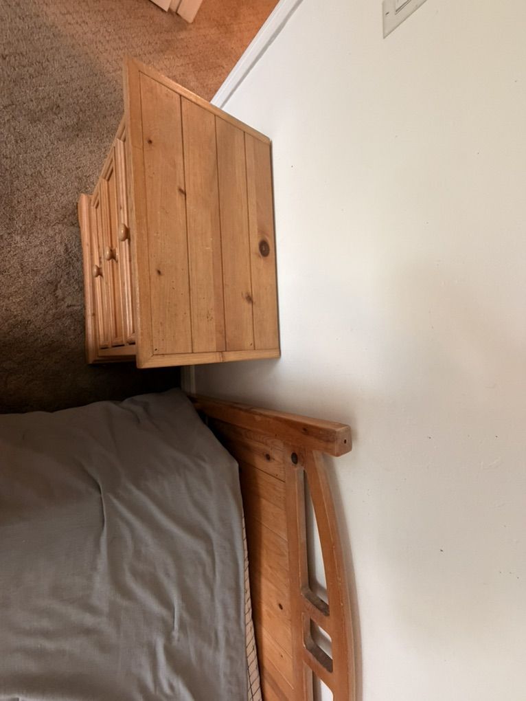 Main image 6