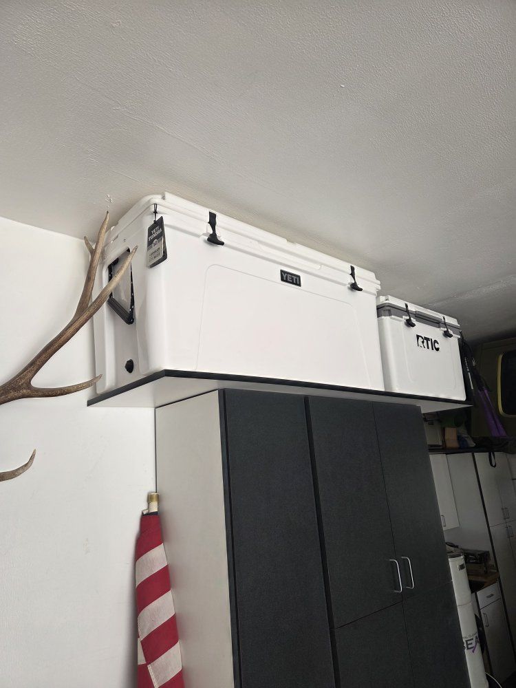 Yeti Tundra Cooler White Heavy Duty