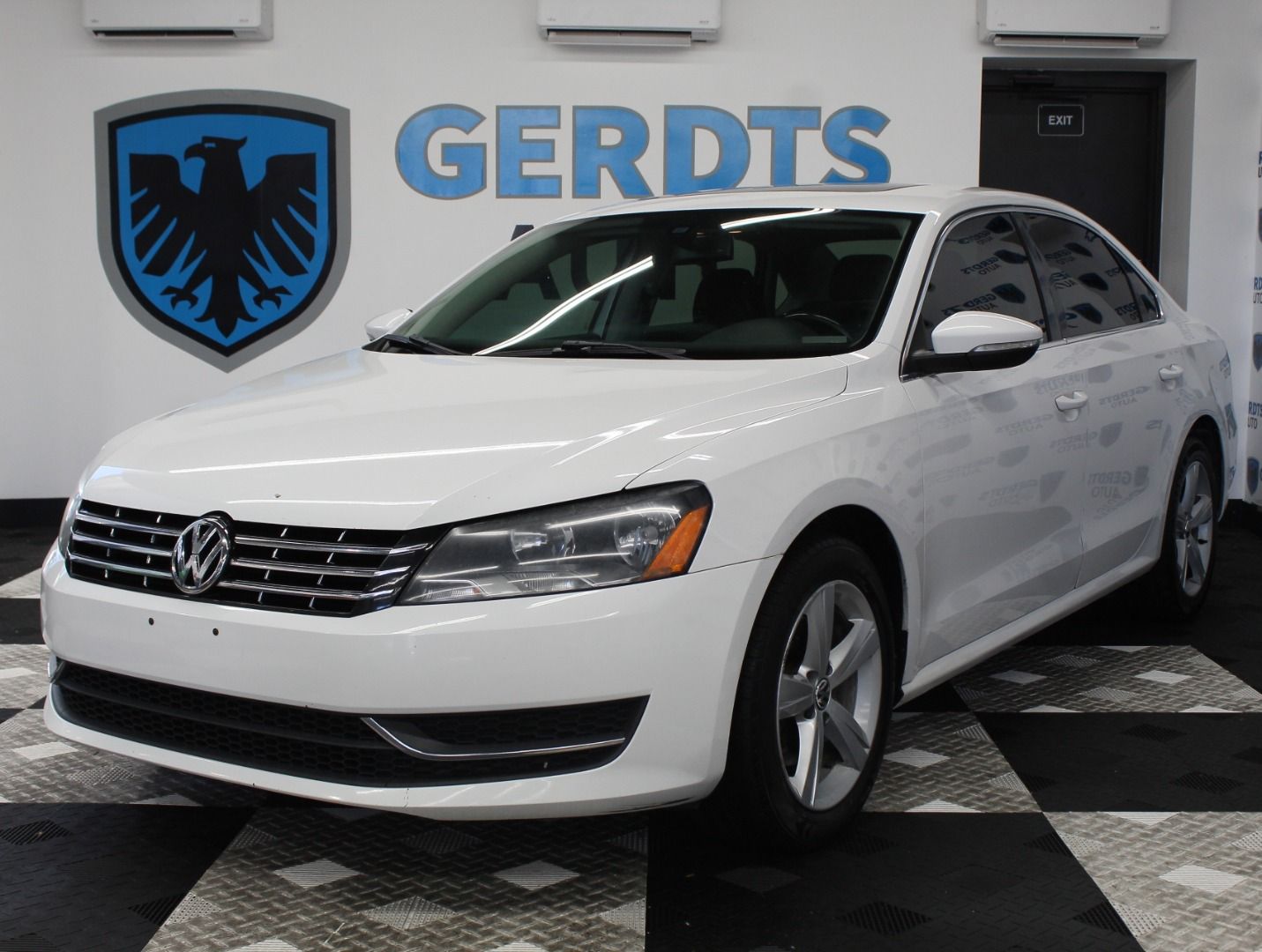 2012 Volkswagen Passat TDI SE