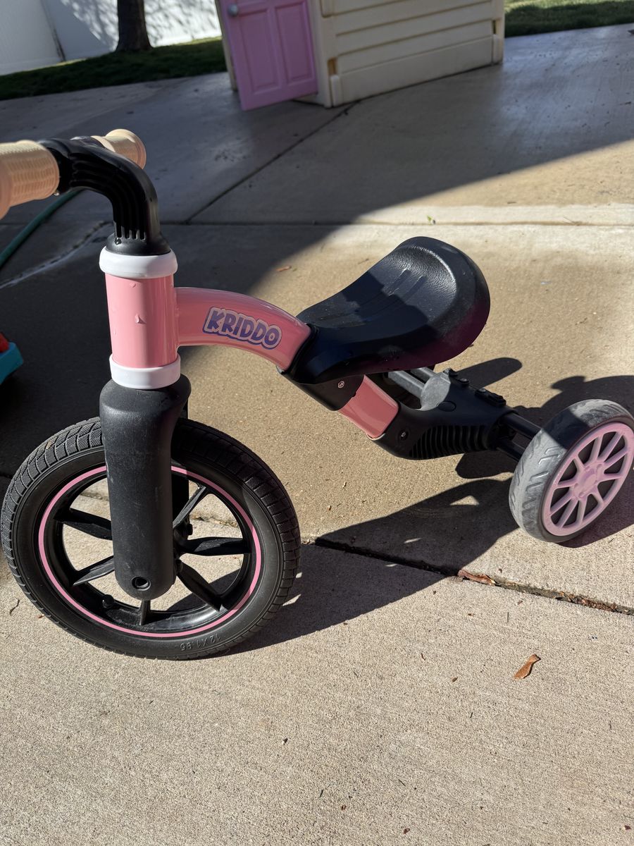 Tricycle Adjustable Height-wheels-pedals