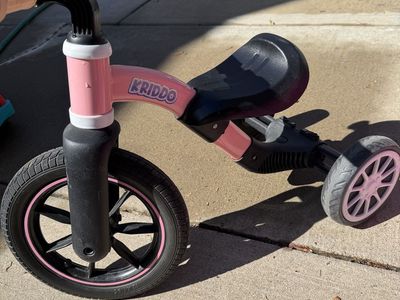 Tricycle Adjustable Height-wheels-pedals