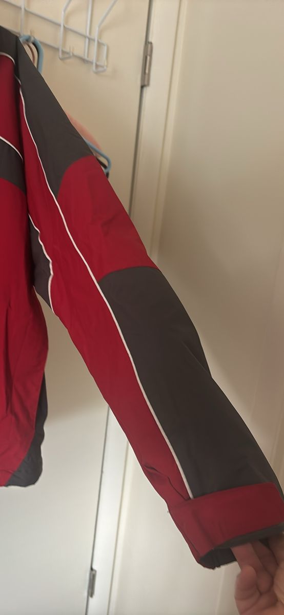 Main image 6