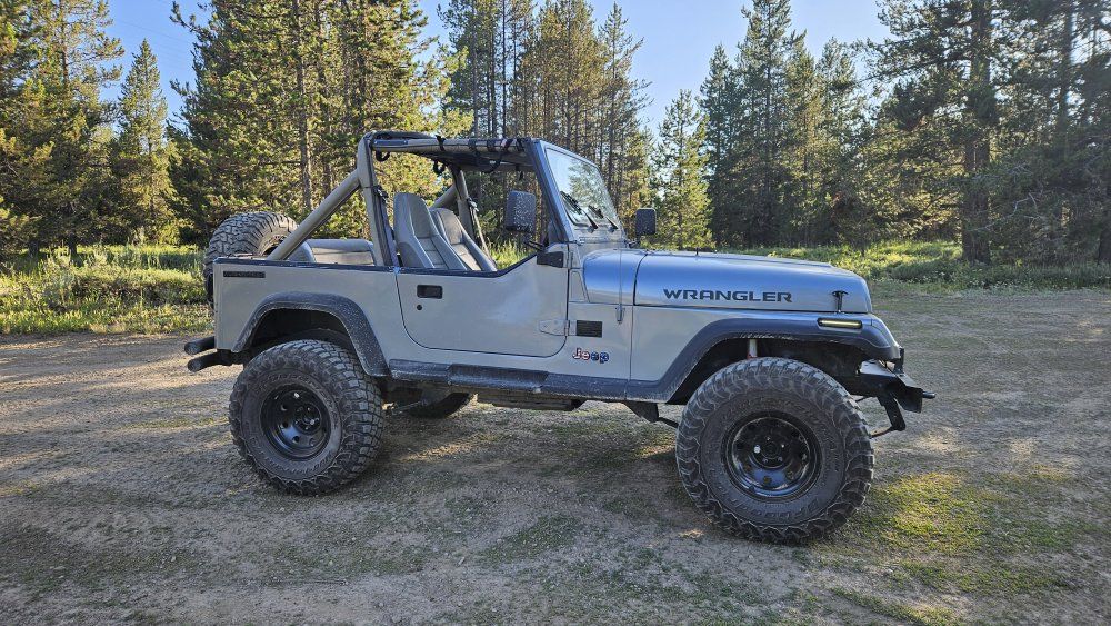 1990 Jeep Wrangler Laredo