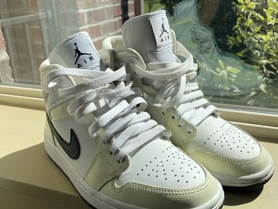 Nike Women's Air Jordan 1 Mid Coconut Milk/Black Size 6