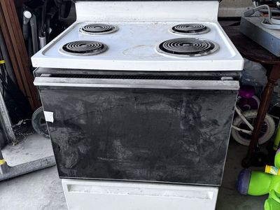 Free Electric Range