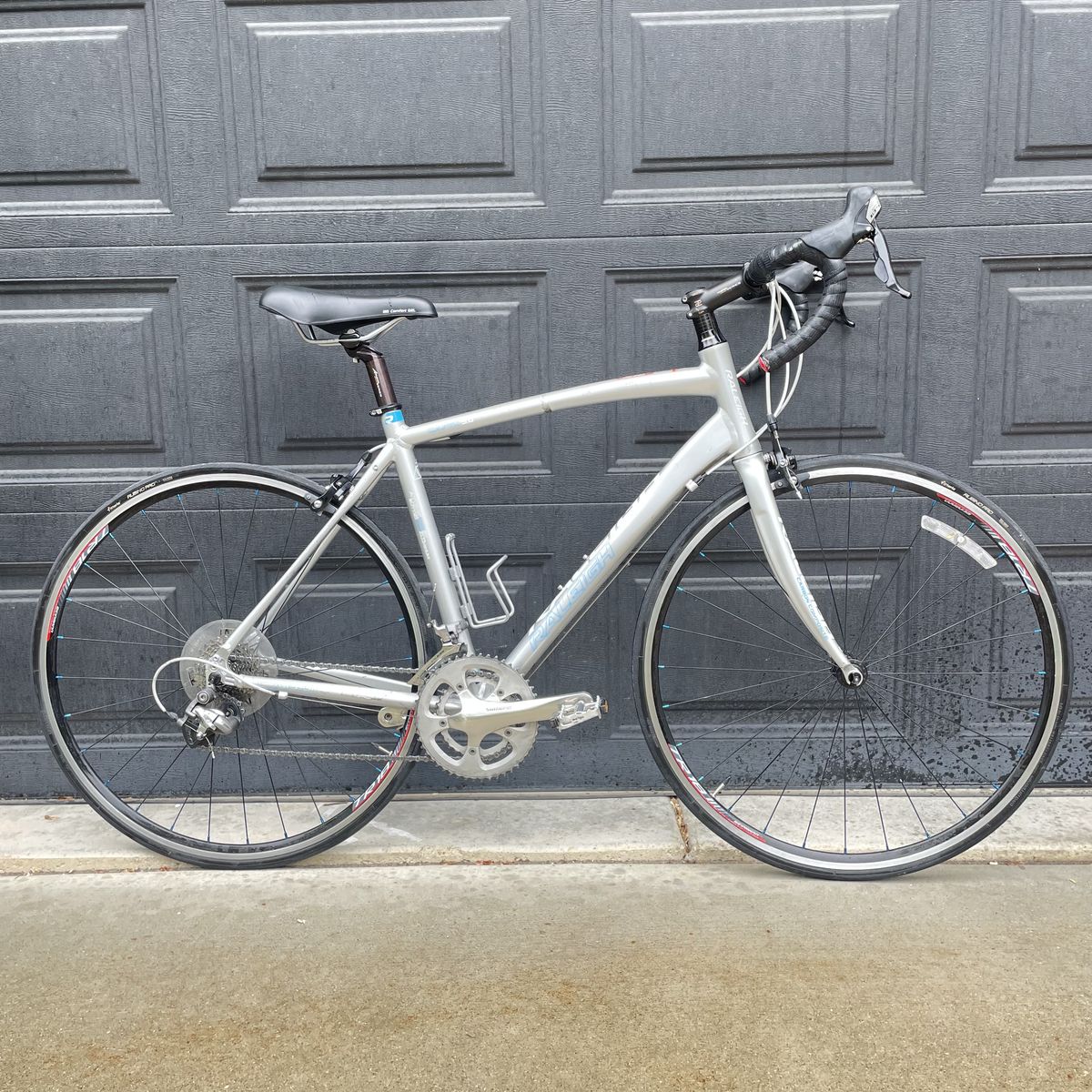 Raliegh M/L Road Bike