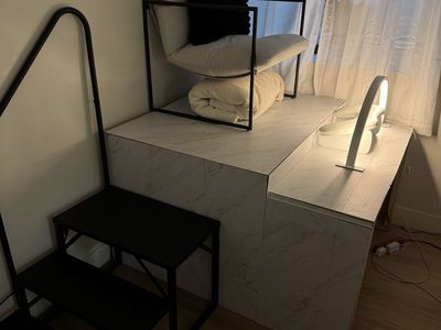 Pedicure station