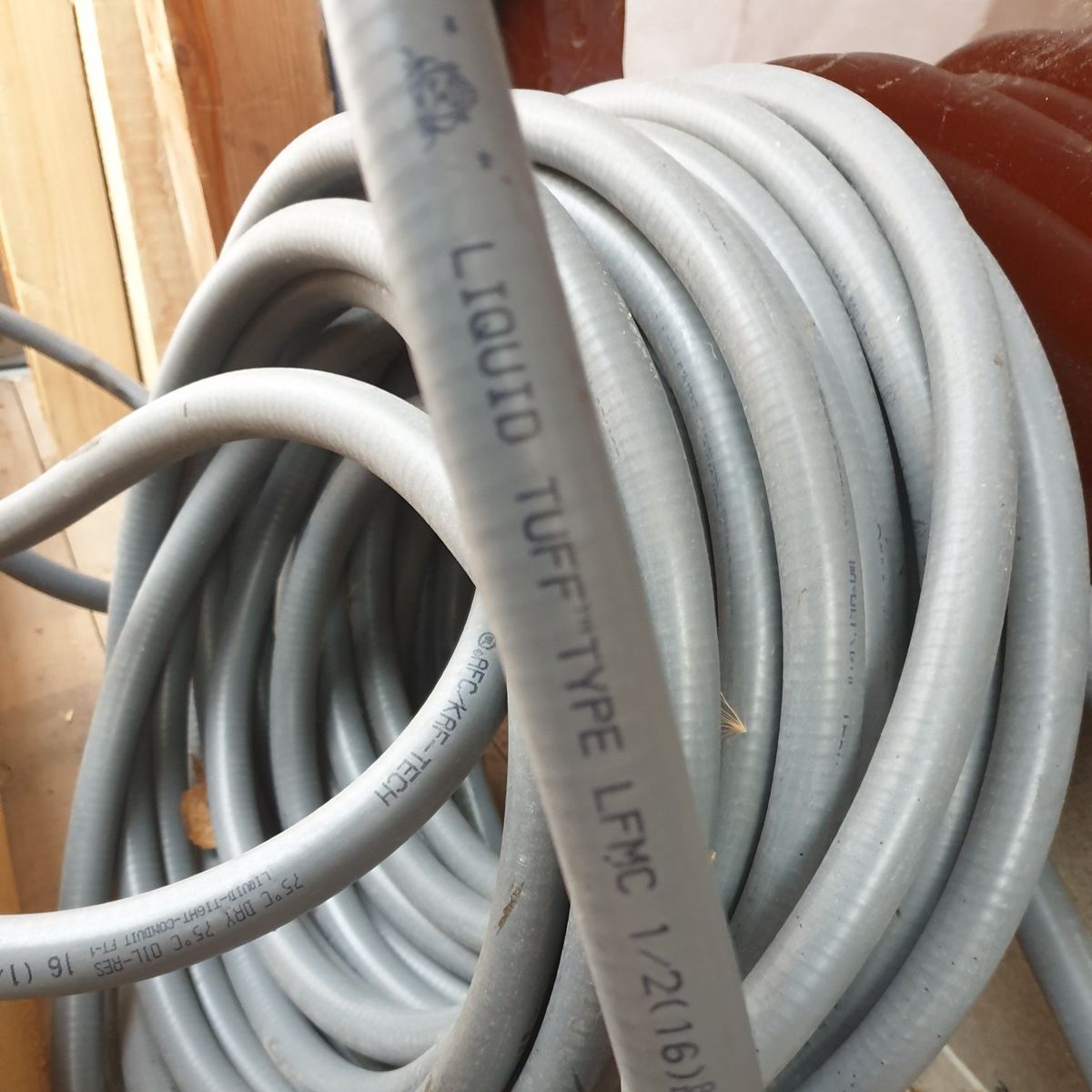 big roll of half inch weatherproof conduit for sal