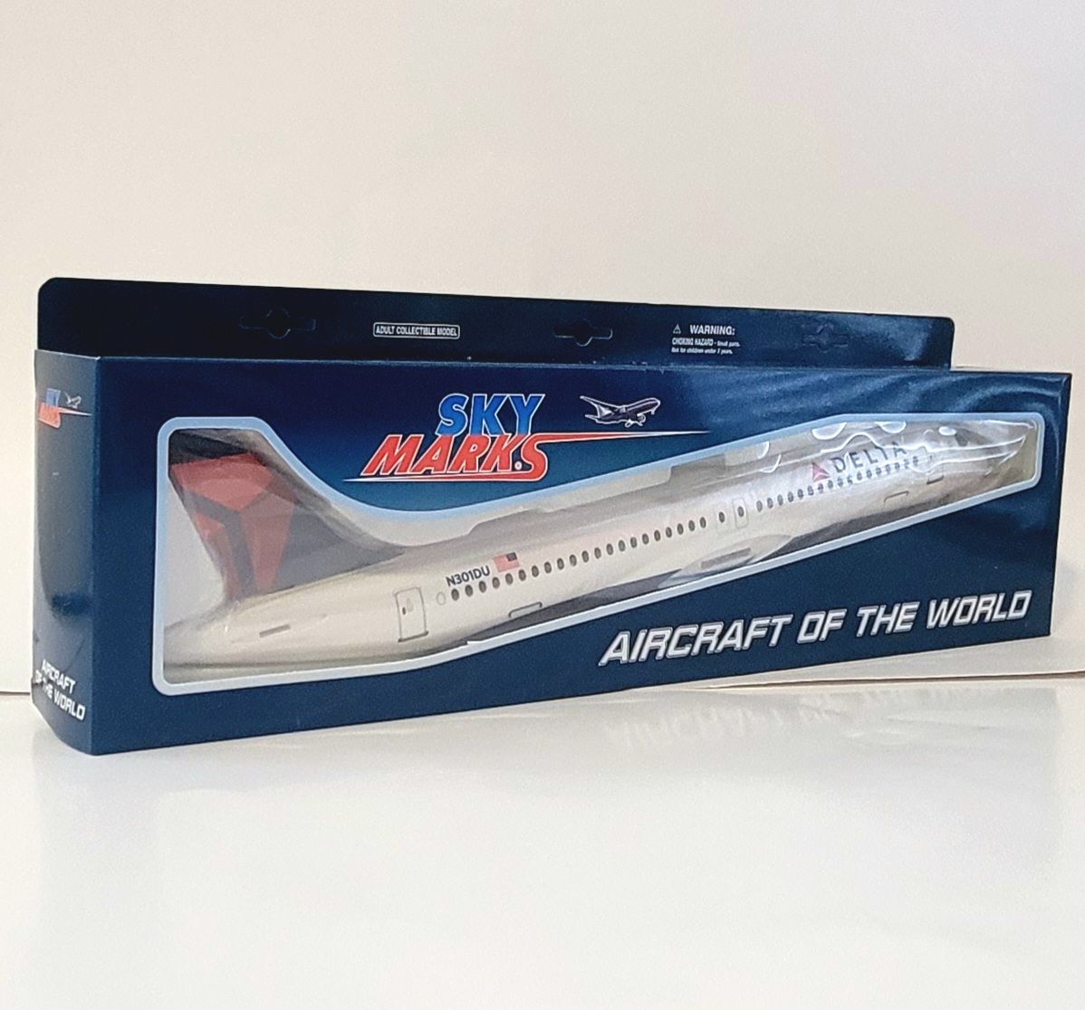Skymarks Delta Air Lines Airbus A220-300 1:100 SKR1049 Collector’s Model