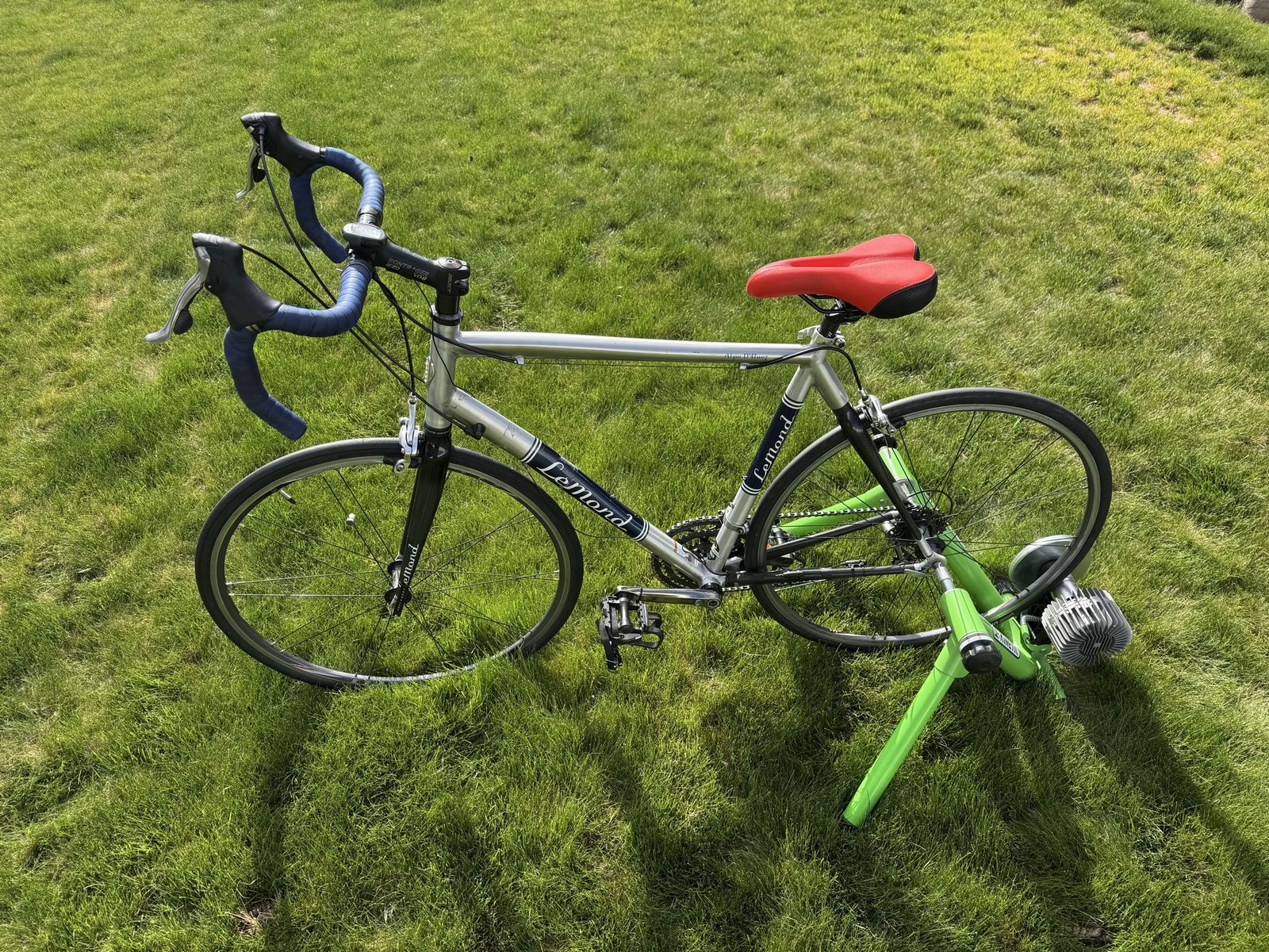 Lemond Road Bike indoor Trainer set up
