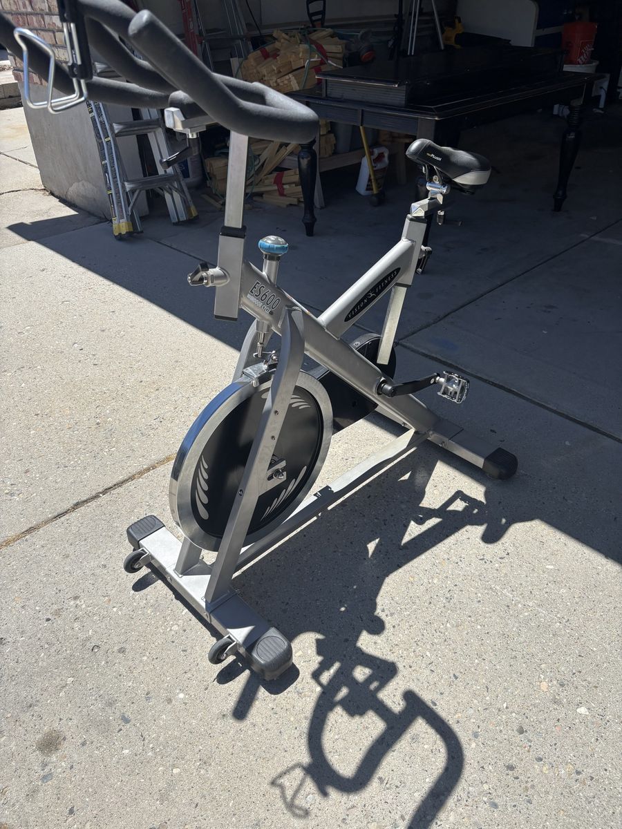 Spin bike