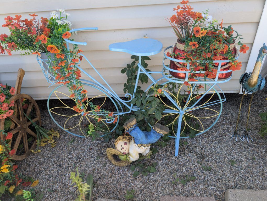 NEW BIKE PLANTER