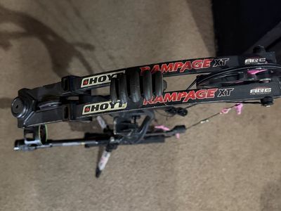 Hoyt Rampage XT Compound Bow - Black with Pink Accents, Right Handed