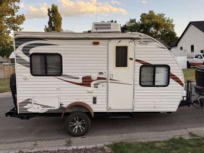 Travel Trailer Bumper Pull - Compact & Lightweight RV