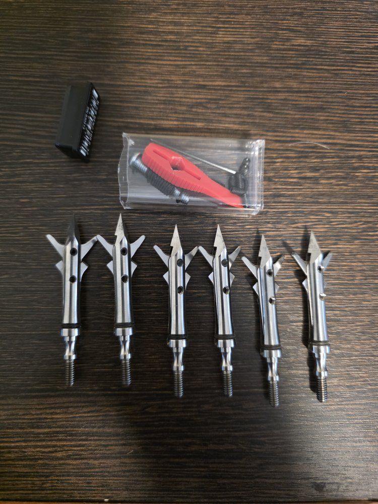 Sevr 2" Titanium 100 grain Broadheads