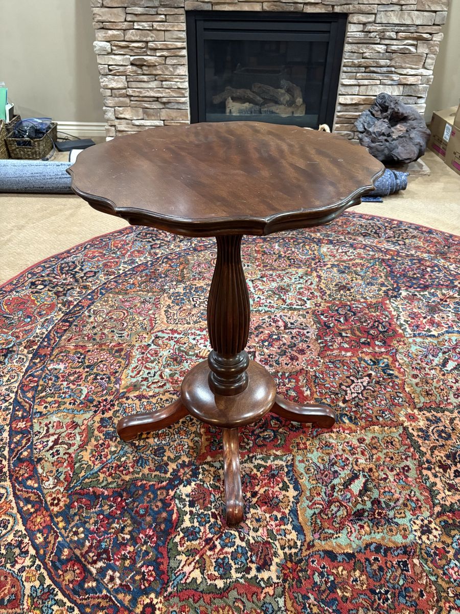 Vintage Scalloped Edge Pedestal Accent Table - Dark Wood Side Table