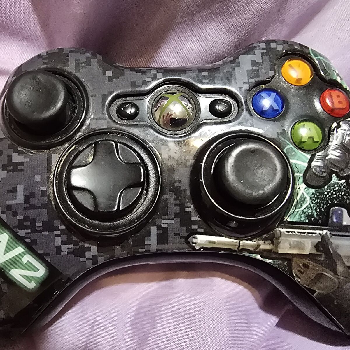 XBOX 360 WIRELESS MW2 CONTROLLER (LIKE NEW)