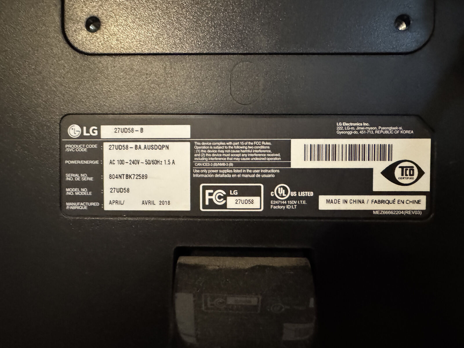 27" LG 4K UHD IPS Monitor