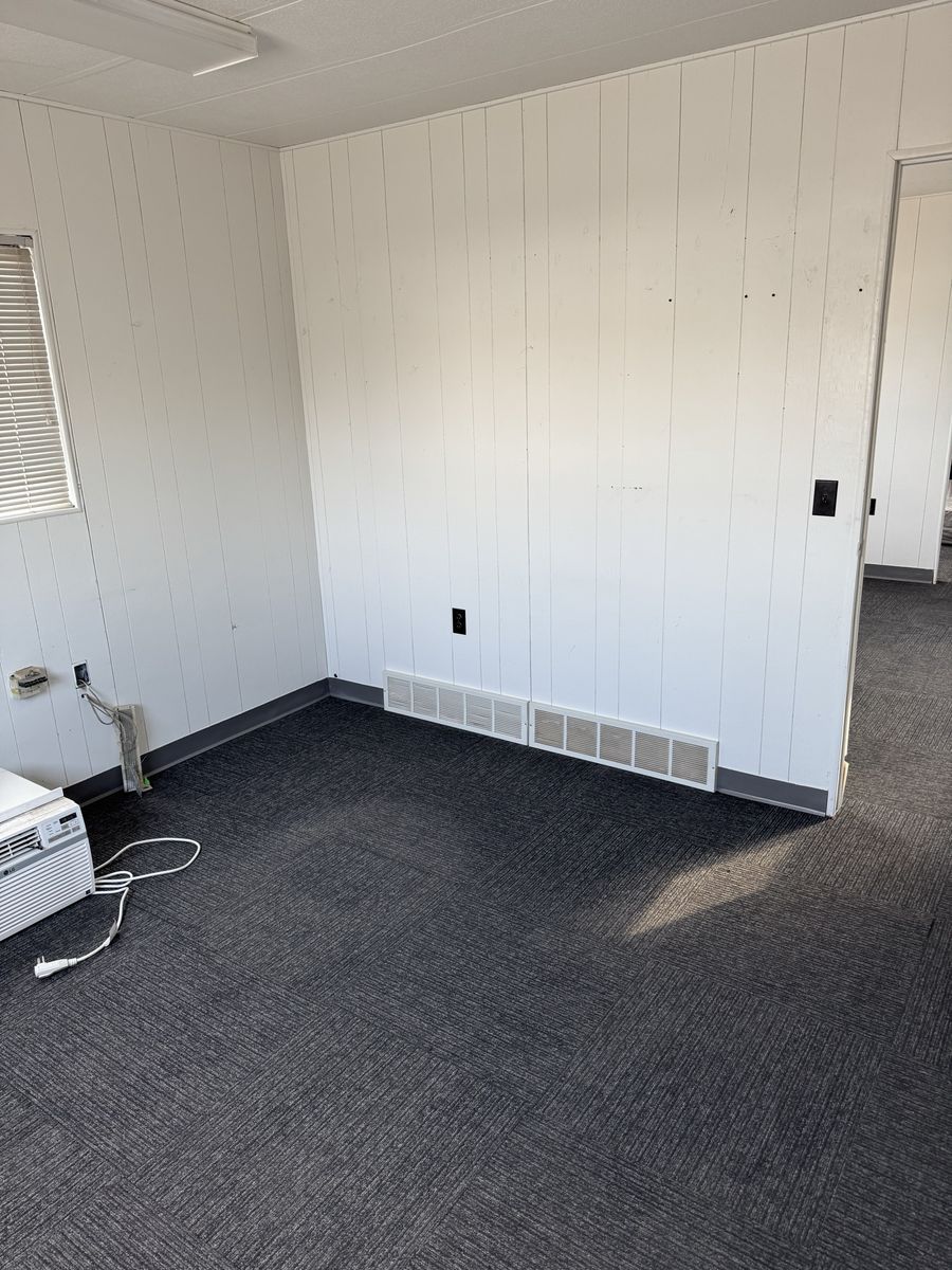 Main image 5