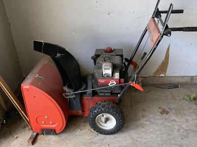 MTD Yard Machine - Snow Blower
