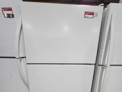 Kenmore White Top-Freezer Refrigerator, Used Appliance