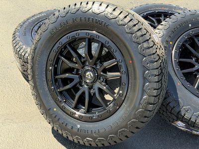 18” Fuel Rebel 6 Lug 6x5.5 | 6x139.7 32” Blackhawk A/T 275/65R18