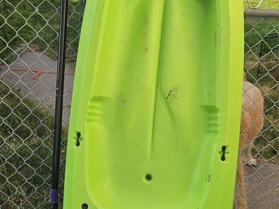 Lifetime Youth Wave Kayak - 6 ft., Lime Green with Paddle, Excellent Condition